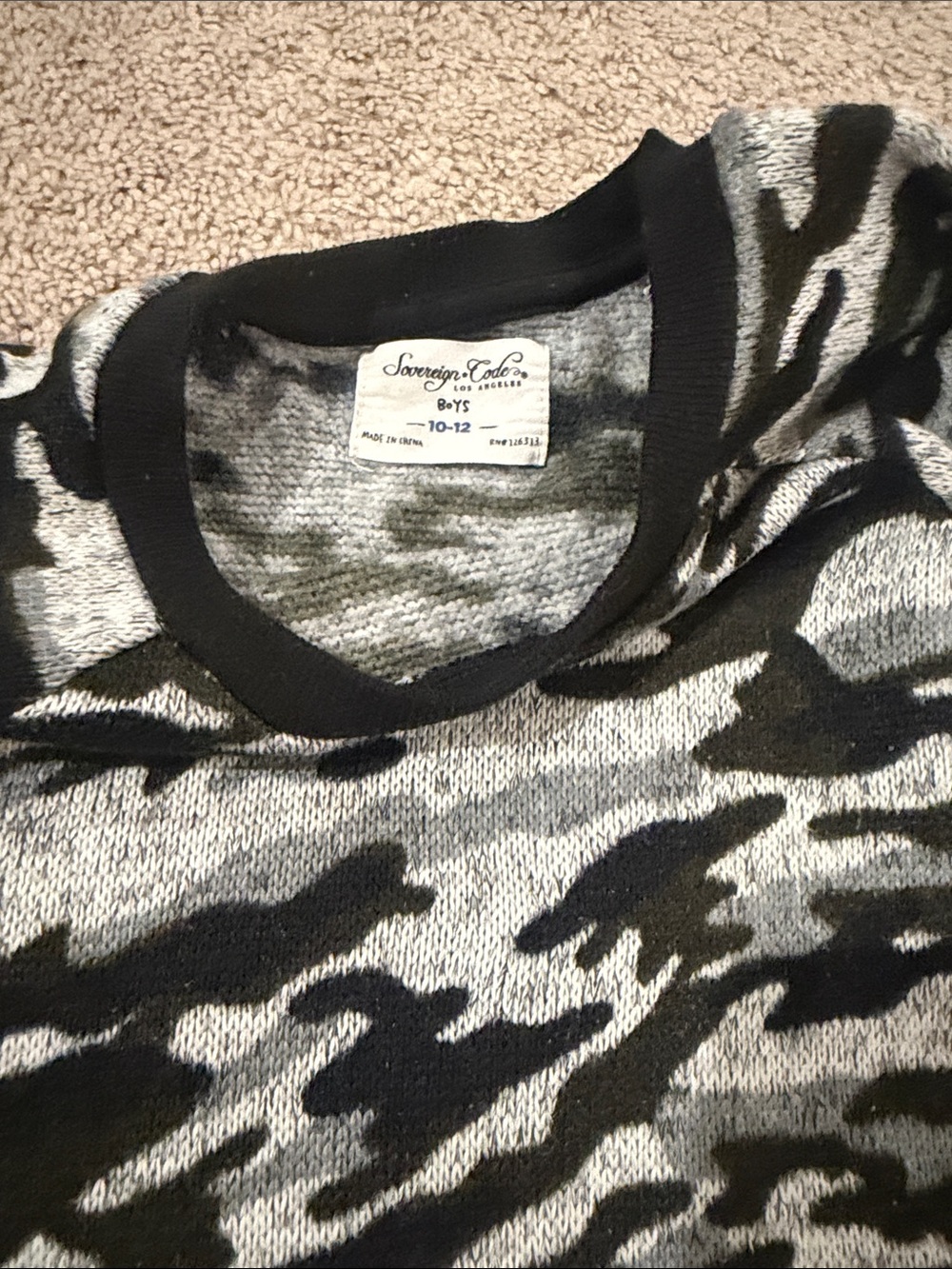 2 Sweaters - Picture 7 of 7